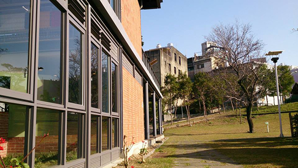 from https://www.facebook.com/jieriver.lao.9